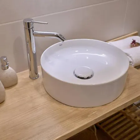 Romantic Roig Arena N3 Virkin * Valence