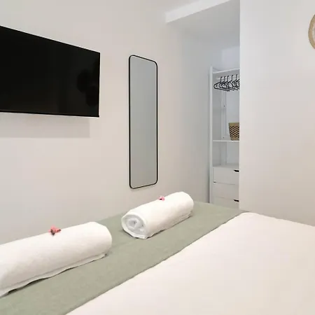 Romantic Roig Arena N4 Virkin Apartment *