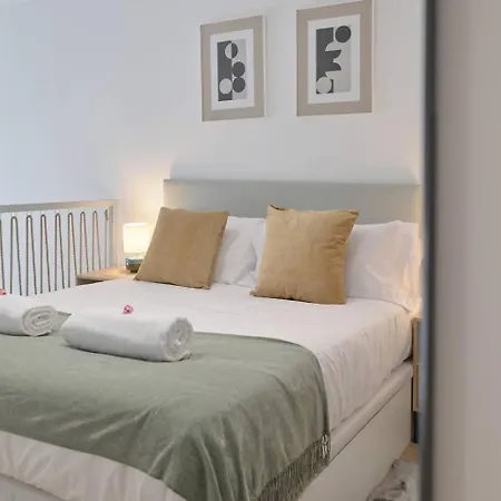 Romantic Roig Arena N4 Virkin *