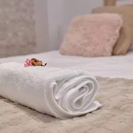 Roig Arena Romantic Suite N10 By Virkin Suites *