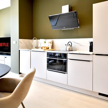 Modern And Stylish L