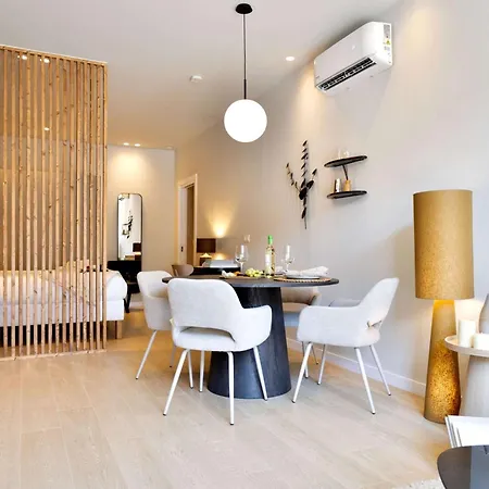 Modern And Stylish L Valencia