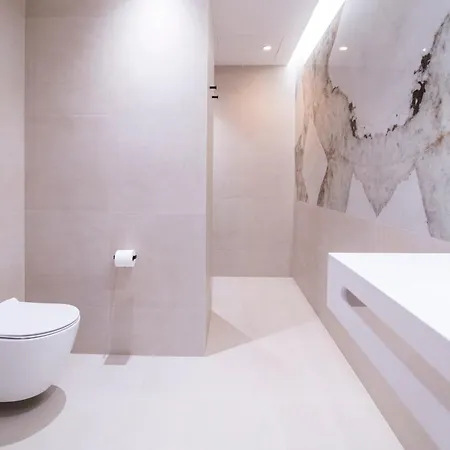 Apartamento Moderno Con Terraza En El Centro Valencia