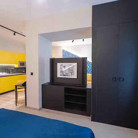 Apart Otel Pathos By Mimood Valensiya