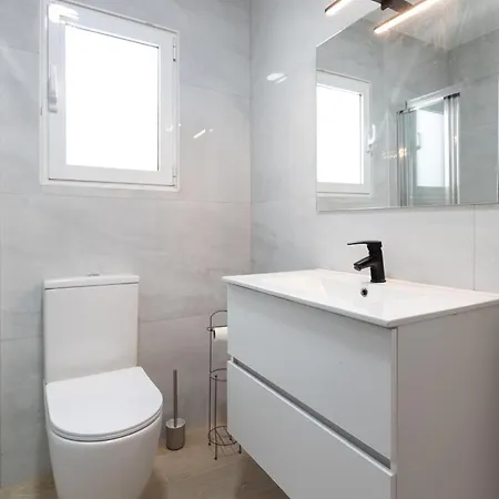 Montolivet Gulliver Valenza