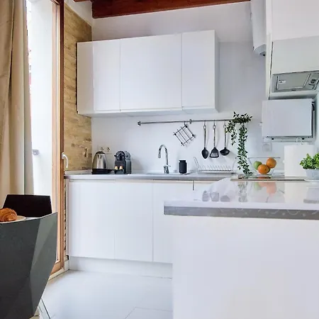 Loft Elegante Con Techos Altos En Plaza Del Carmen Apartment Valencia