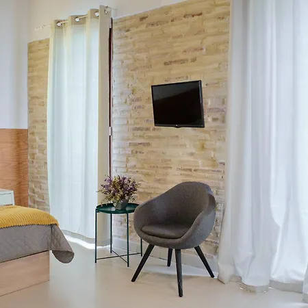 Loft Elegante Con Techos Altos En Plaza Del Carmen * Valencia