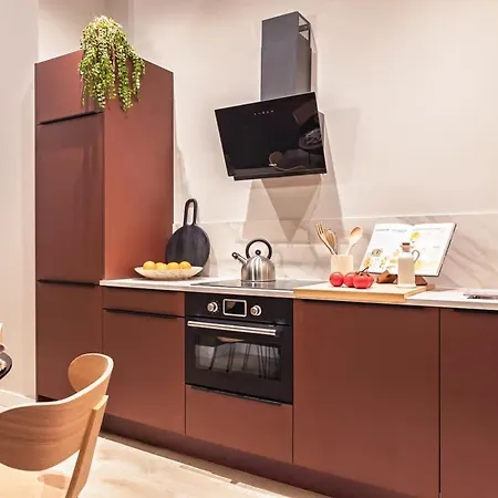 Апартаменты Stylish And Cosy L *