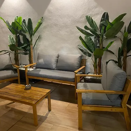 Dream Big With Jacuzzi And Terrace In Ruzafa Apartment Valencia