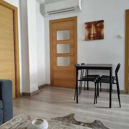 Homestay Agui House *