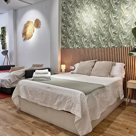 דירה Spacious 75M Family Apt Near Ave And Free Parking ולנסיה