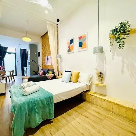 Relaxing Beachside Cabanyal Loft Apartamento