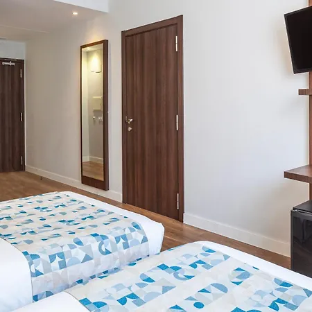 Olympia Universidades Hotell