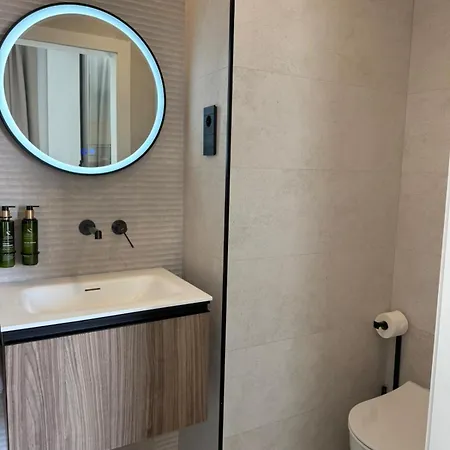 Demetrio By Alma Apartment *