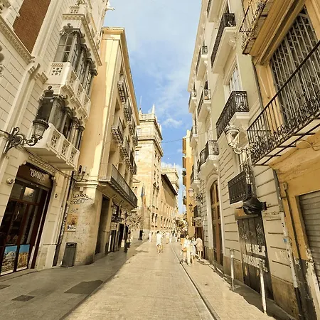 Atico Con Terraza Cerca De La Plaza De La Virgen