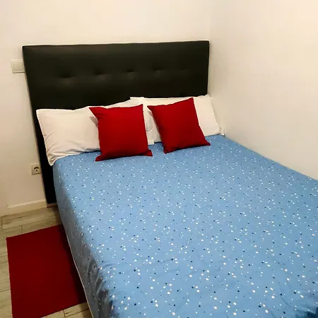 Cerca A Ciudad De Artes Y Ciencias