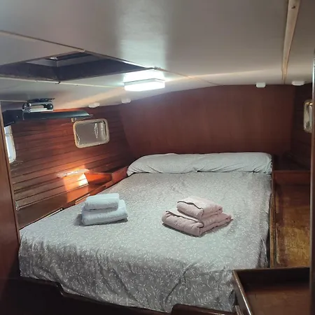 Bådhotel Romantic Sailboat Valencia