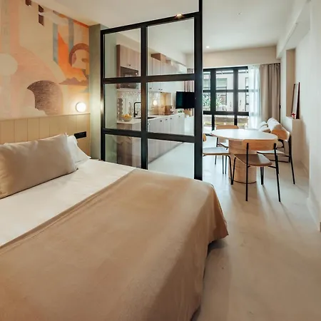 The Atelier Lofts Apartahotel *