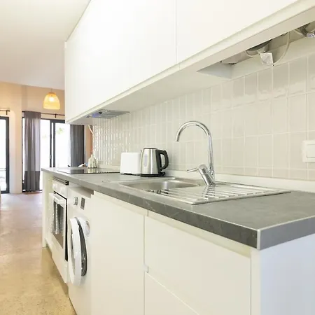 Apartment 4 Huespedes Con Patio Y Ducha Exterior