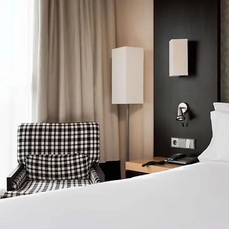 Nh Center Hotell Valencia