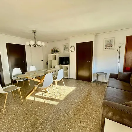 Plaza Del Carmen Apartment *