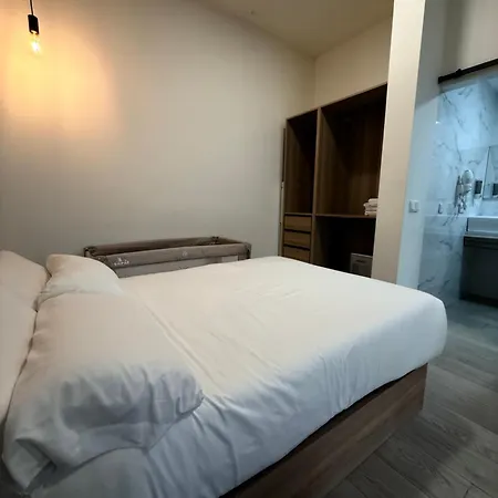 Ciudad De Artes Y Ciencias Apartahotel 4*