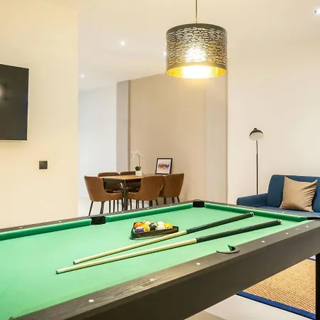 Апартаменты New Mestalla | Jacuzzi | Billar | Ping Pong