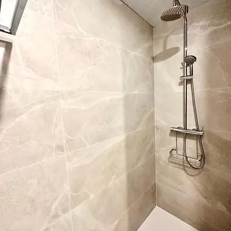 Filologo Sanelo Luxury