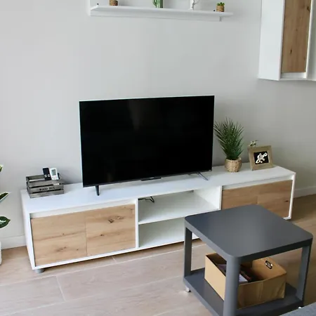 Apartment Maresia Zarco *