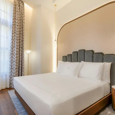 Grand Centenari, Valencia, Autograph Collection 5* ולנסיה