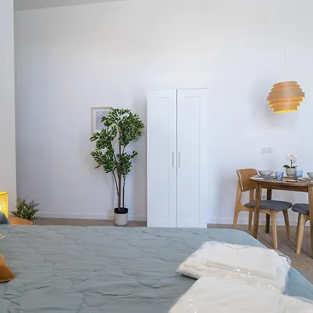 Apartment Uy - Loft Acogedores Y Modernos Estudios Cerca De La Estacion Joaquin Sorolla