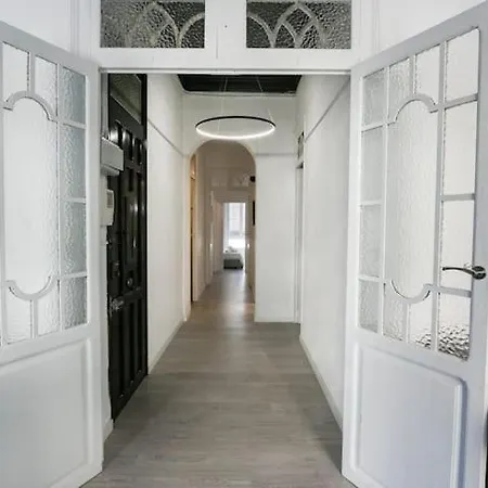 Remarkable 3 Bedroom In L'eixample Valencia