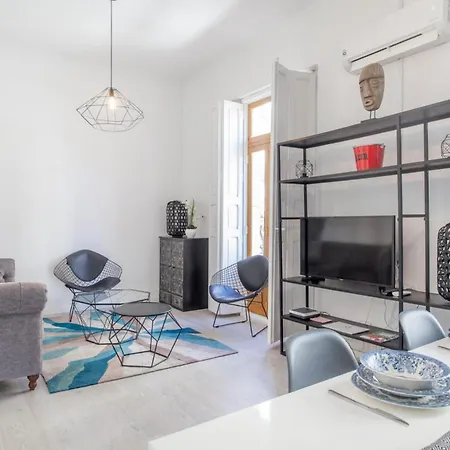 Remarkable 3 Bedroom In L'eixample