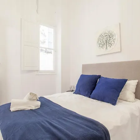 Remarkable 3 Bedroom In L'eixample *