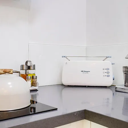 G&v Close To Center فالنسيا