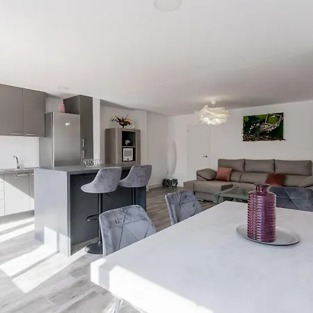 Enjoy Valencia: Deluxe With Terrace Apartment Valencia