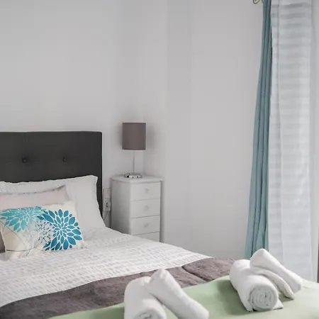 Enjoy Valencia: Deluxe With Terrace Apartment