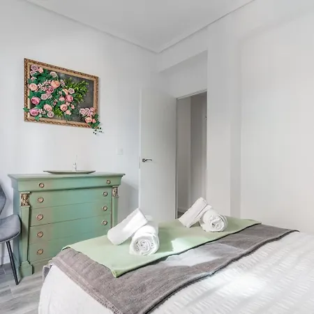 Enjoy Valencia: Deluxe With Terrace Apartment *