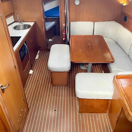 Πλωτό κατάλυμα Magnificent Sailboat With Free Parking For Cars *