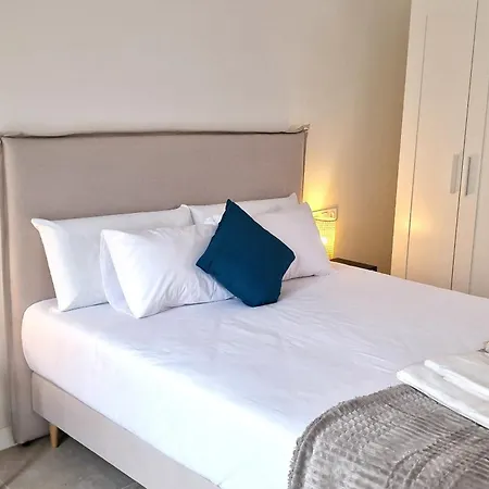 Loft Valencia Ptz - Between Arts Roig Arena & Ruzafa Street Suites - Private Entry *