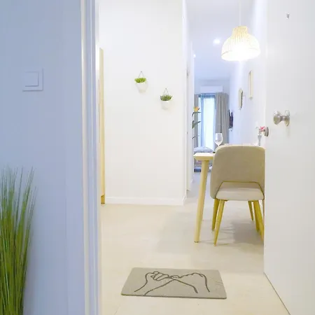 Апартаменты Loft Ptz - Between Arts Roig Arena & Ruzafa Street - Private Entry Валенсия