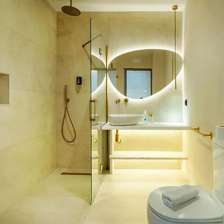 Nomad Haux Puerto Valencia