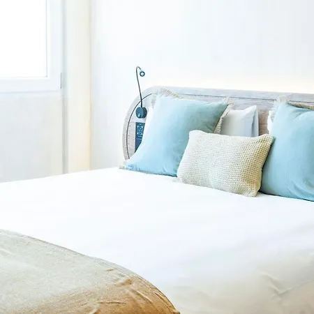 Nomad Haux Puerto Bed & Breakfast