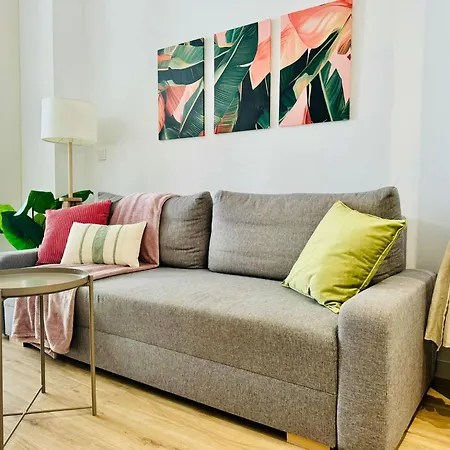 Apartment & Cozy Flat Close The *