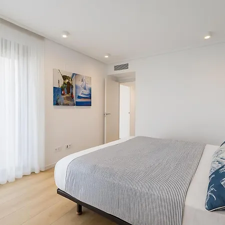 Beachfront 21 Apartment *