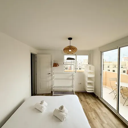 Apartamento Increible Atico Con Terraza En El Centro De
