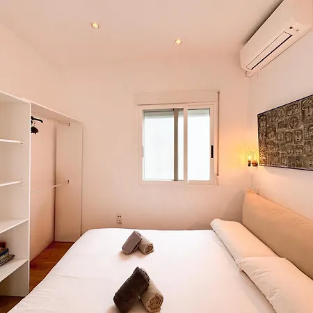 Apartamento Increible Atico Con Terraza En El Centro De