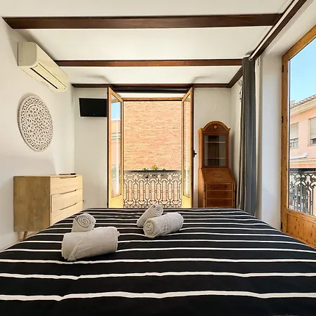 Apartamento Duplex En El Carmen 2 *