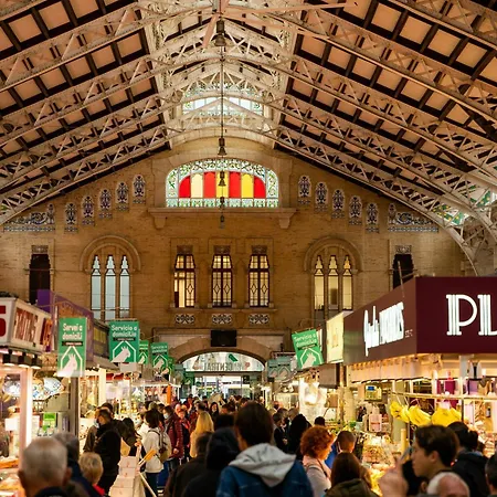 Neobeds - Stylish Modern 1br Near Old Town & Steps From Turia Park *