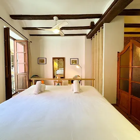 Con Encanto Historico فالنسيا